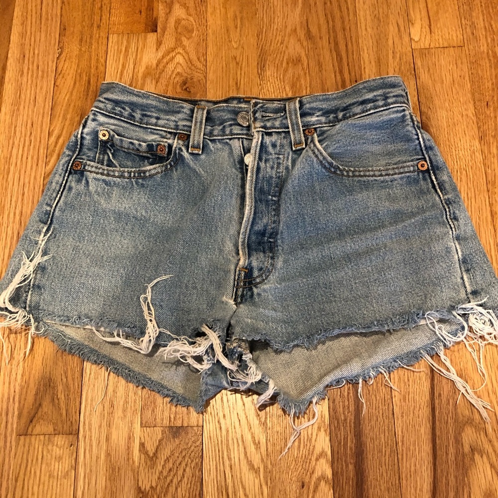 Levi shorts